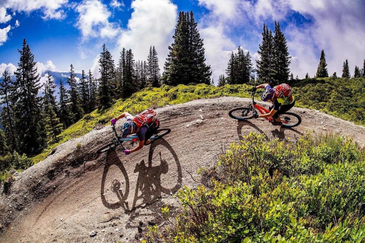 Ferienwohnung 3,5 Zimmer Direkt An Ski- Und Bikepiste ฟลิมส์ ภายนอก รูปภาพ