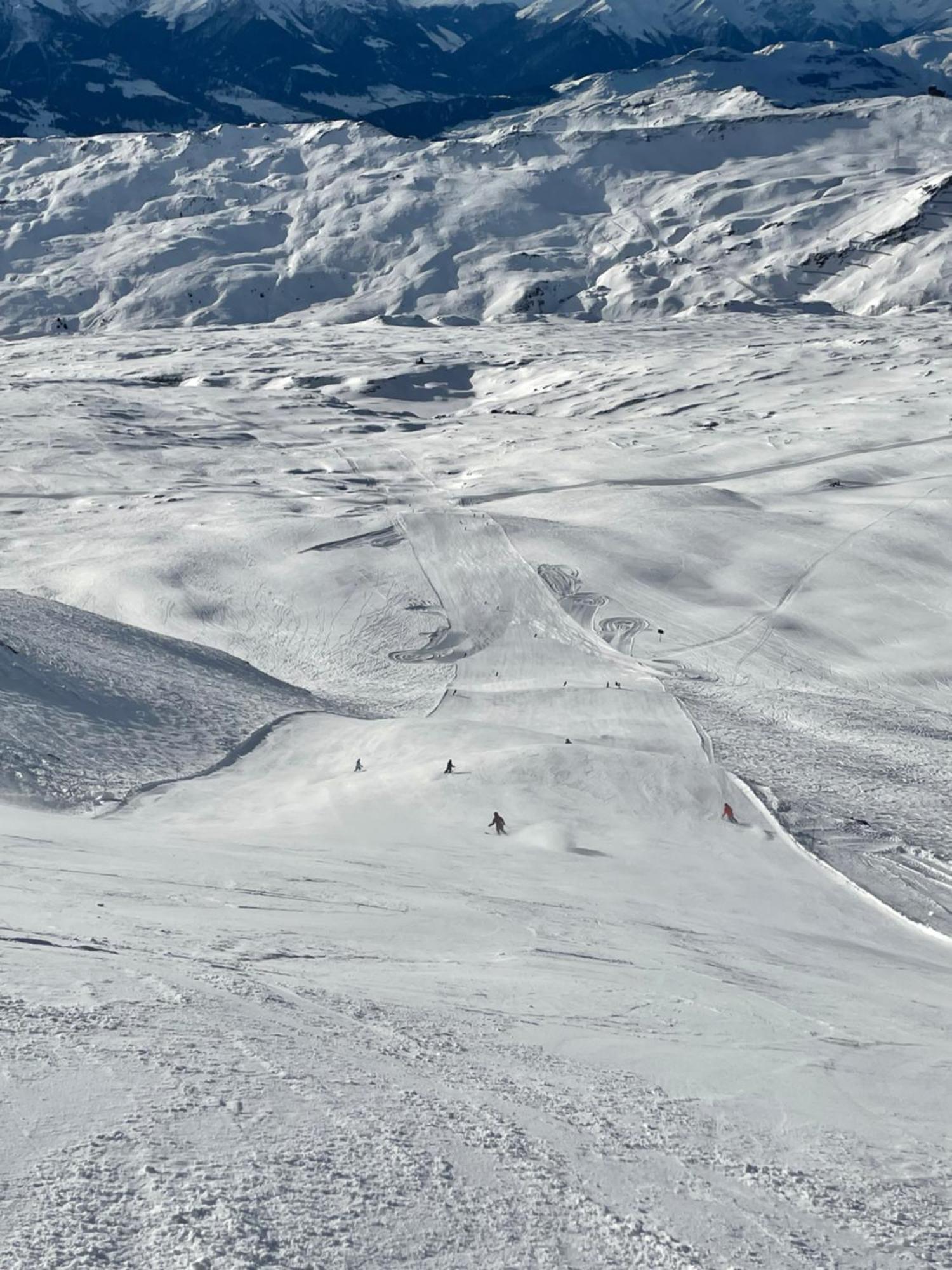 Ferienwohnung 3,5 Zimmer Direkt An Ski- Und Bikepiste ฟลิมส์ ภายนอก รูปภาพ